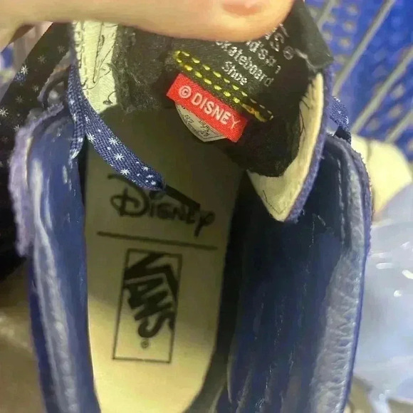 Size 6 - VANS Sk8-Hi x Disney Sorcerer's Apprentice 2018 WM6/EU36 Collab - Picture 6 of 6